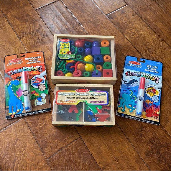 melissa and doug threading toy